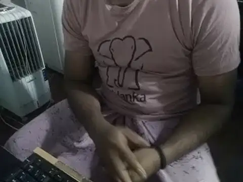 Snapshot of lolboy1234Z chatting on March 13, 2025, 4:56 pm lolboy1234Z online show from March 13, 2025, 4:56 pm