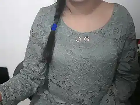 Snapshot of Reddy_Trisha chatting on February 1, 2025, 4:32 pm Reddy Trisha online show from February 1, 2025, 4:32 pm