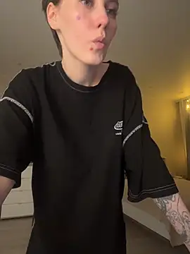 Molli Luv online show from October 11, 2025, 4:52 pm