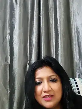 horny lizia online show from May 28, 2026, 3:29 pm