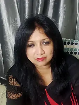horny lizia online show from May 15, 2026, 4:05 pm
