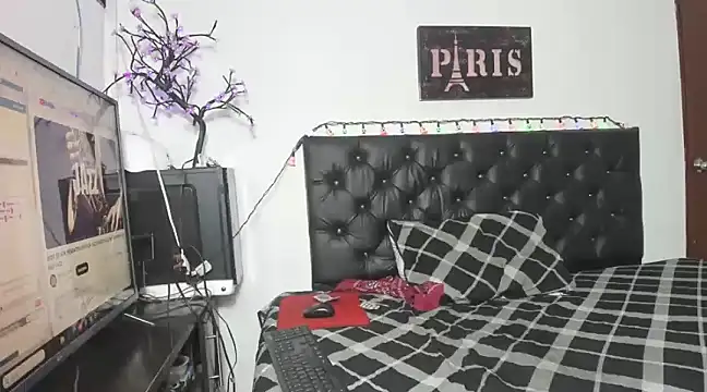 Snapshot of yisus_hot__ chatting on January 24, 2025, 2:41 pm yisus hot online show from January 24, 2025, 2:41 pm
