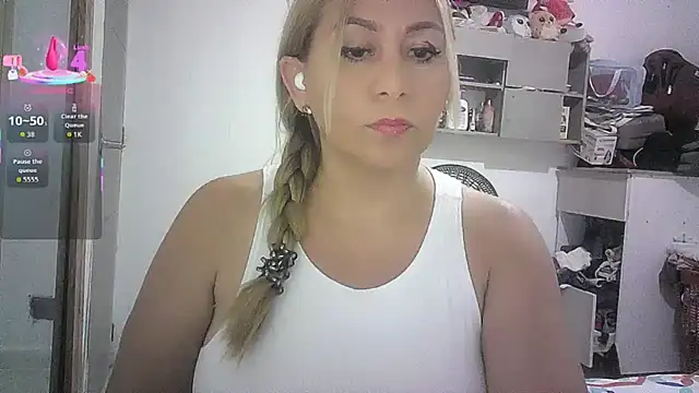 mariana0x online show from May 22, 2026, 9:02 pm