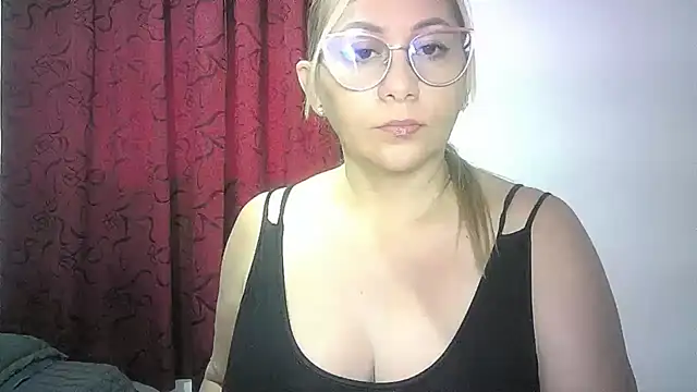 mariana0x online show from May 30, 2026, 11:38 am