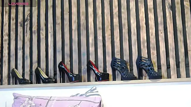 Alis Lovi online show from March 18, 2026, 10:51 am