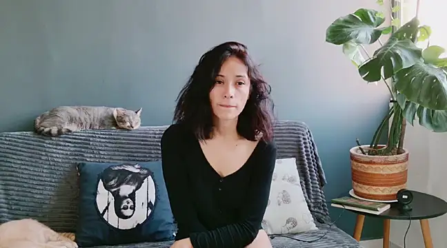 Snapshot of GerberaBlooms77 chatting on January 25, 2025, 10:39 pm GerberaBlooms77 online show from January 25, 2025, 10:39 pm