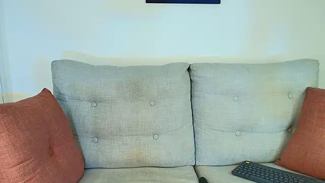 Snapshot of MeganCrow chatting on September 29, 2025, 1:34 am MeganCrow online show from September 29, 2025, 1:34 am