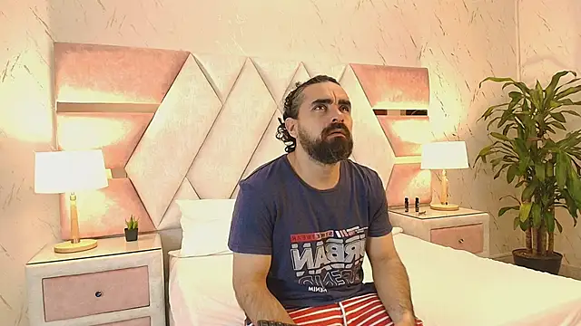 anastasia marco online show from March 12, 2025, 12:36 pm