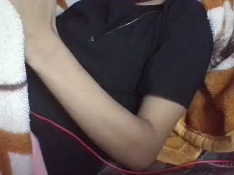 AKANSHA 7 online show from November 18, 2025, 7:39 pm