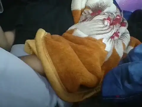 AKANSHA 7 online show from December 18, 2025, 2:21 pm