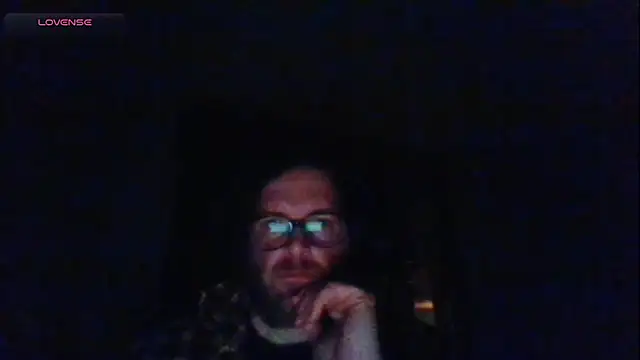 Snapshot of rrunner7718 chatting on March 11, 2025, 4:51 am rrunner7718 online show from March 11, 2025, 4:51 am