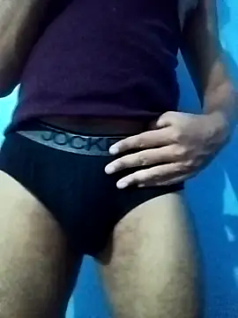 Snapshot of randit7 chatting on March 3, 2025, 3:43 pm randit7 online show from March 3, 2025, 3:43 pm