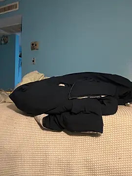 squirmxx10 online show from March 4, 2025, 12:12 pm