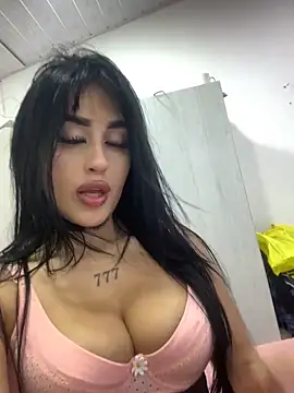 Girl milk7 online show from March 13, 2025, 5:11 am