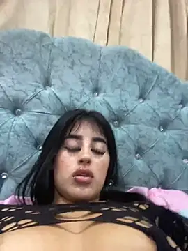 Girl milk7 online show from March 21, 2025, 8:50 am