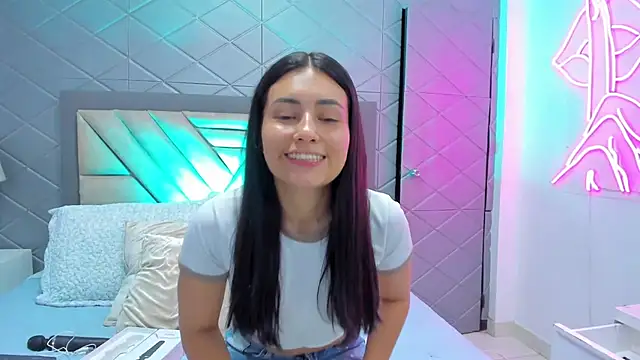 Snapshot of VioletRousse_ chatting on September 24, 2025, 3:07 pm VioletRousse online show from September 24, 2025, 3:07 pm