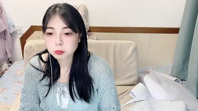 Song 99 online show from March 18, 2025, 2:28 pm