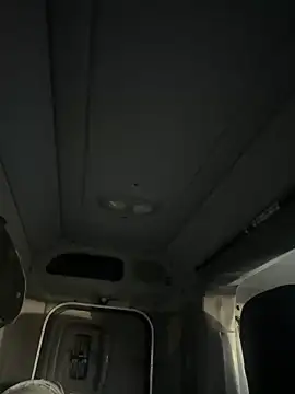 luiriv04 online show from March 18, 2025, 1:12 pm