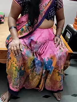 laxmitelugu78 online show from January 28, 2025, 4:52 pm