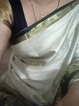 laxmitelugu78 online show from November 8, 2025, 7:28 pm