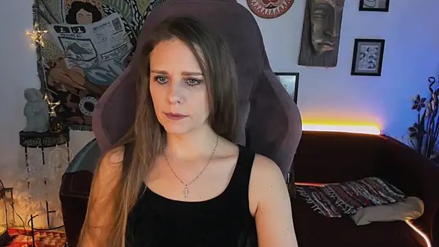 EmiliaBedy online show from March 16, 2025, 9:16 am