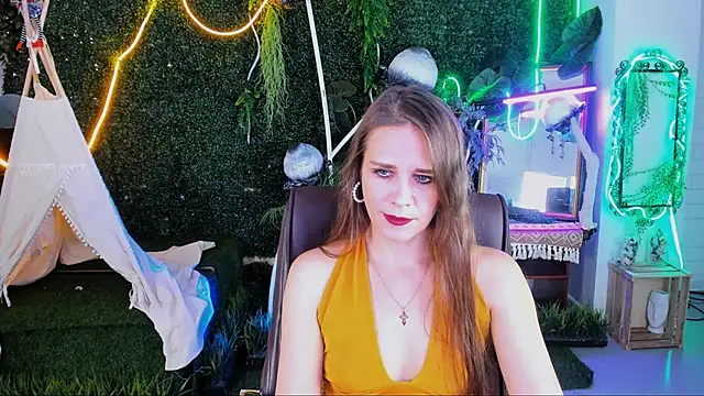 EmiliaBedy online show from November 15, 2025, 9:13 am