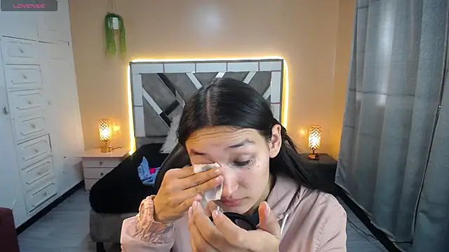 Snapshot of Sofii_cutee chatting on March 13, 2025, 3:06 pm Sofii cutee online show from March 13, 2025, 3:06 pm