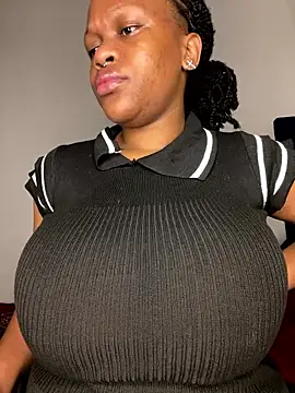 Boneca25 online show from January 8, 2026, 10:21 am