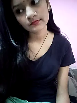 Tanu-00 online show from September 25, 2025, 4:24 pm