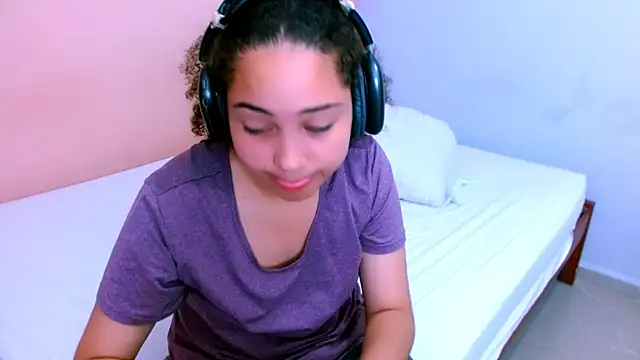 cameron cooper01 online show from February 27, 2025, 1:07 pm