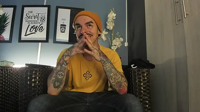 kaletattoo online show from December 2, 2025, 7:15 pm