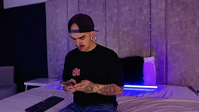Snapshot of kaletattoo chatting on September 16, 2025, 11:55 am kaletattoo online show from September 16, 2025, 11:55 am