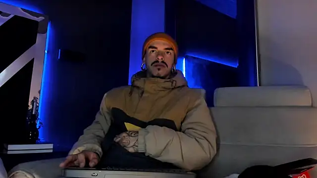 kaletattoo online show from November 28, 2025, 11:10 am