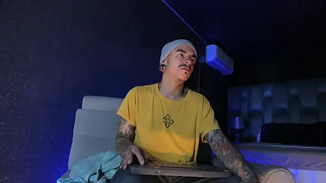 kaletattoo online show from May 14, 2026, 11:18 am
