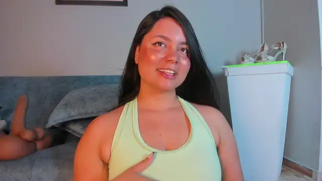 Snapshot of evaa_greey chatting on January 17, 2026, 8:12 pm evaa greey online show from January 17, 2026, 8:12 pm