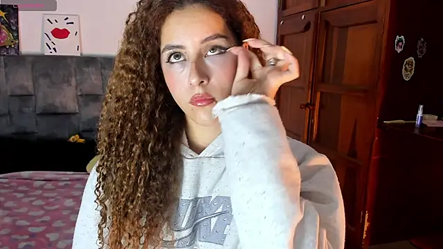 Snapshot of Isangel_ chatting on November 20, 2025, 5:08 am Isangel online show from November 20, 2025, 5:08 am