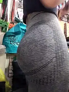 Snapshot of samathasexx chatting on April 1, 2026, 10:07 pm samathasexx online show from April 1, 2026, 10:07 pm