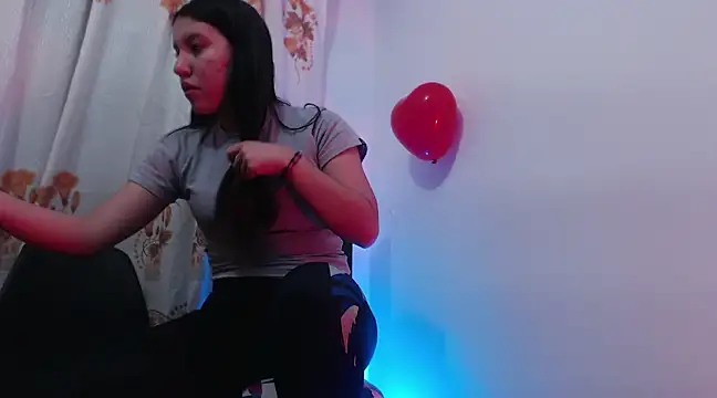 samathasexx online show from February 25, 2025, 4:14 am