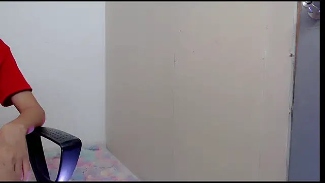 Alexxx lov online show from March 5, 2025, 12:33 pm