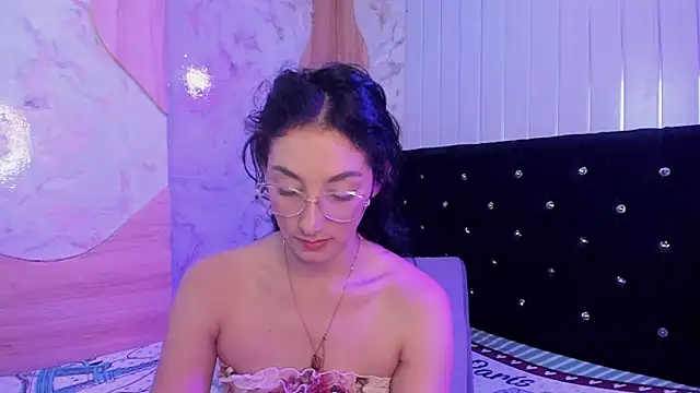vicky  skinny 1 online show from July 2, 2026, 3:23 am