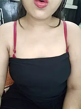 JANVI MISHRA1 online show from May 9, 2026, 6:44 pm