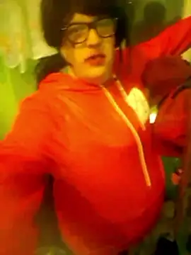 Snapshot of Adrianka chatting on January 9, 2026, 12:39 am Adrianka online show from January 9, 2026, 12:39 am