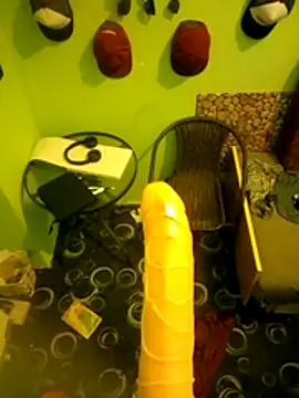 Snapshot of Adrianka chatting on January 19, 2026, 1:31 am Adrianka online show from January 19, 2026, 1:31 am