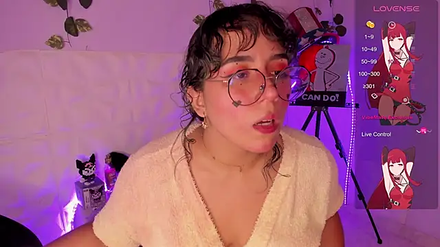 Snapshot of Ludovica6669 chatting on February 5, 2025, 7:20 pm Ludovica6669 online show from February 5, 2025, 7:20 pm