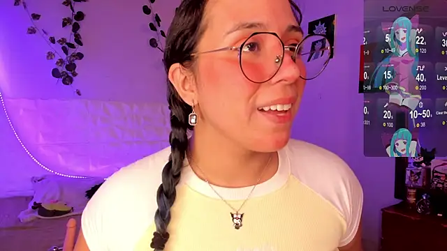 Snapshot of Ludovica6669 chatting on March 13, 2025, 9:05 pm Ludovica6669 online show from March 13, 2025, 9:05 pm