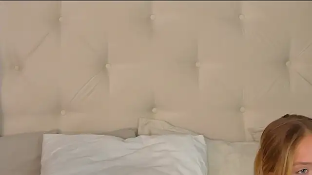 Snapshot of ur_wet_dreams chatting on March 1, 2025, 1:18 pm ur wet dreams online show from March 1, 2025, 1:18 pm