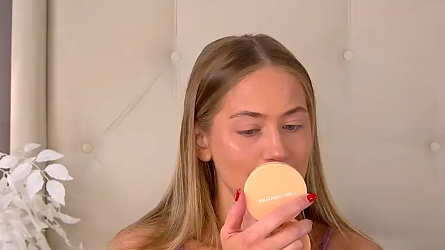 ur wet dreams online show from April 1, 2026, 4:25 am