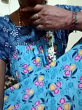 Snapshot of TeluguammayiMahi chatting on March 5, 2026, 11:32 pm TeluguammayiMahi online show from March 5, 2026, 11:32 pm