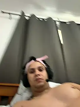 Rafi11 online show from November 17, 2025, 8:13 pm