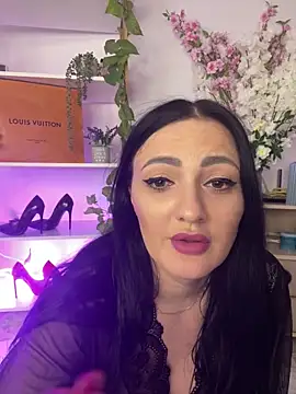 Snapshot of RaisaSalvi chatting on February 17, 2025, 7:55 pm RaisaSalvi online show from February 17, 2025, 7:55 pm